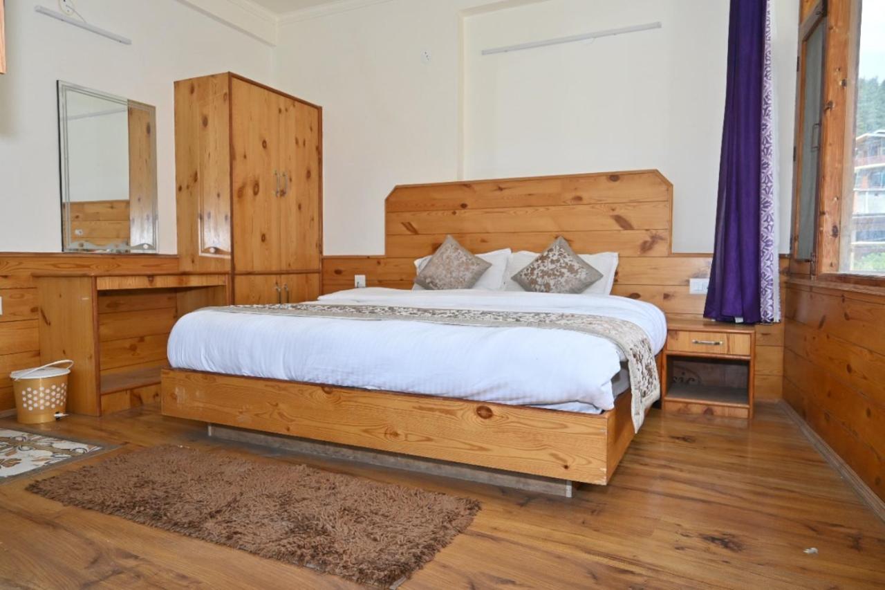 Hotel Nirmal Chhaya Manāli Exteriör bild